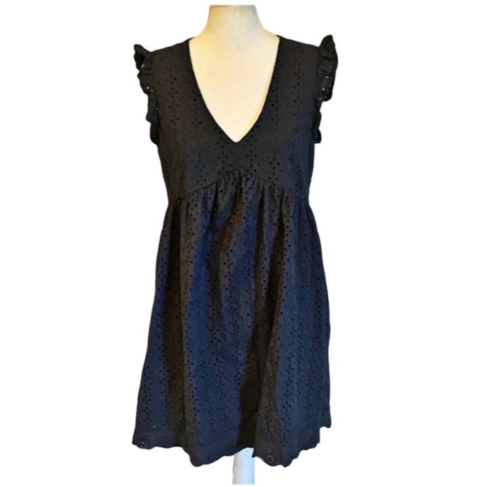 Knox Rose Slate Blue Lined Eyelet Dress. Size XS. 100% Cotton. Ruffle Sleeves.
